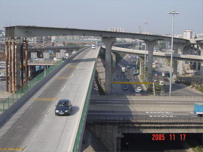 廣州廣清鋼箱梁橋