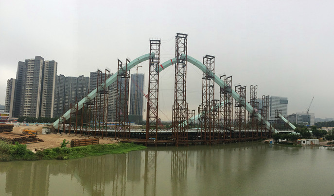 蕉門大橋提升安裝