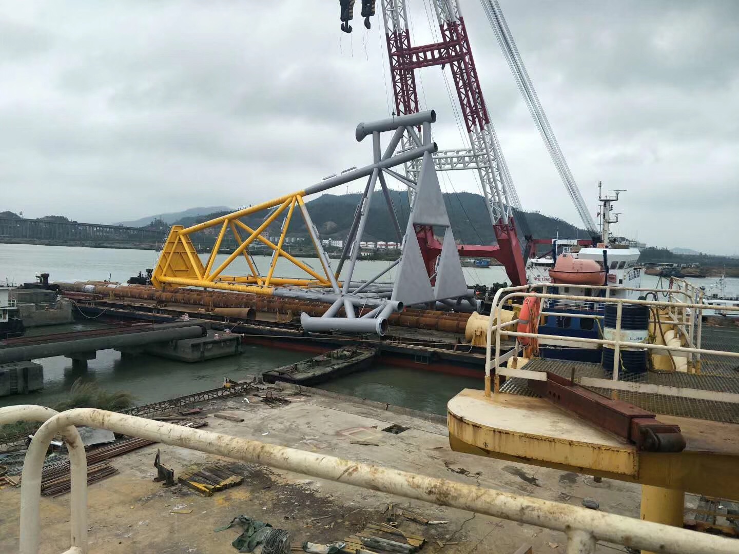 海上測風塔&穩樁平臺(圖3)